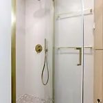 דירה Mykeypers - Luxurious Flat 2br-6p - Arc De Triomphe *