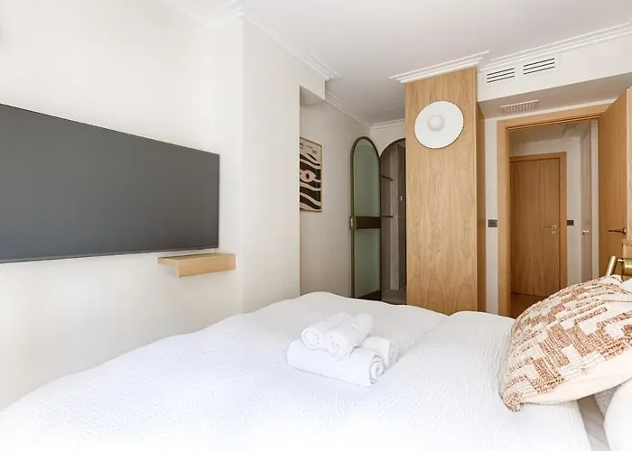 Apartmán Mykeypers - Luxurious Flat 2br-6p - Arc De Triomphe Paříž