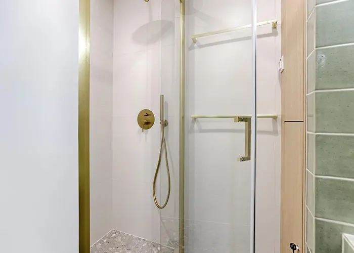 Апартаменты Mykeypers - Luxurious Flat 2br-6p - Arc De Triomphe *